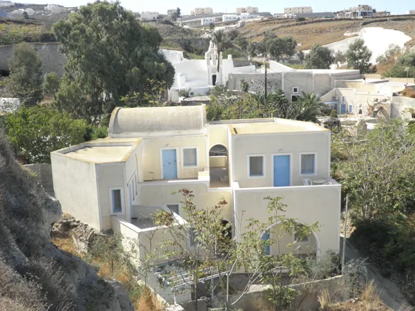Whitewash house in Messaria traditional settlement - Messaria, Santorini, Cyclades Islands