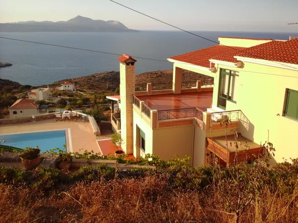 Villa with traditional features, enjoying beautiful views - Kokkino Horio, Crete