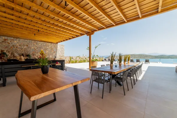 Newly-built, seafront villa  - Plaka, Lasithi, Crete