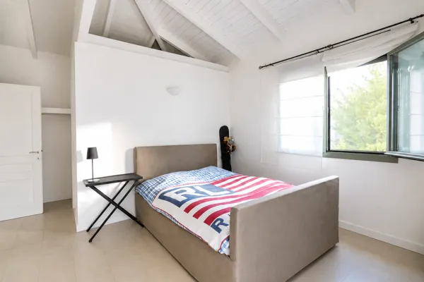 Private villa offering breathtaking mountain view  - Kapandriti, Attica