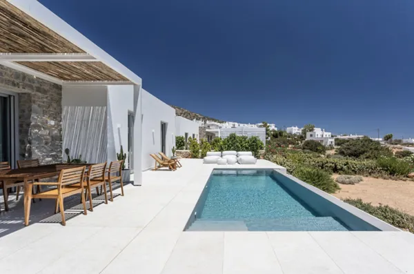 Luxury villa set up to fulfil highest demands in Paros - Aspro Chorio, Paros, Cyclades Islands