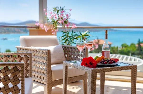 Waterfront villa with pool and garden - Plaka, Lasithi, Crete