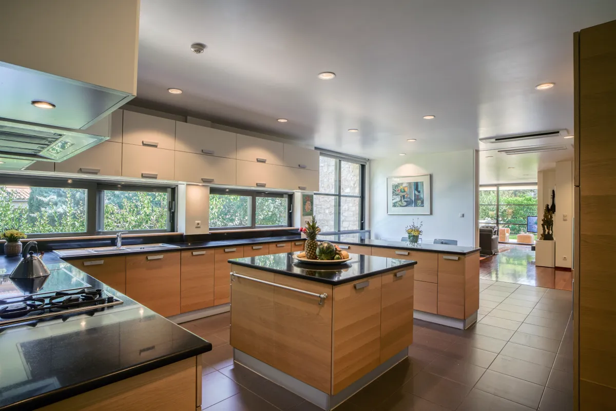 Private Mansion with timeless design - Ekali, Athens, Attica