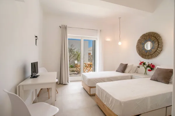 Beachfront residence    - Isterni, Paros, Cyclades Islands