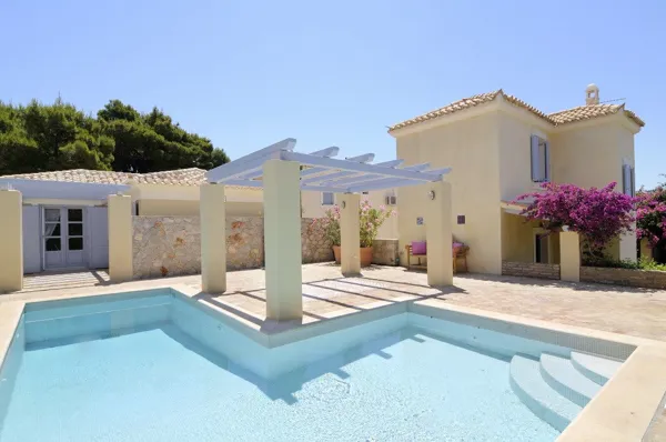 Villa of Unique Beauty with Guest House and Swimming Pool in Aghios Aimilianos - AGIOS AIMILIANOS, Argolis, Peloponnese