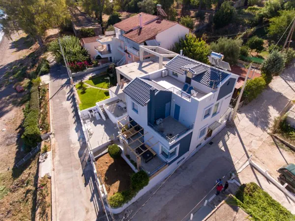 Beachfront summer house  - Vrachnaiika, Achaïa, Peloponnese