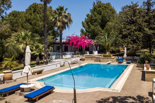 Large estate close to Lindos, Rhodes - Lindos