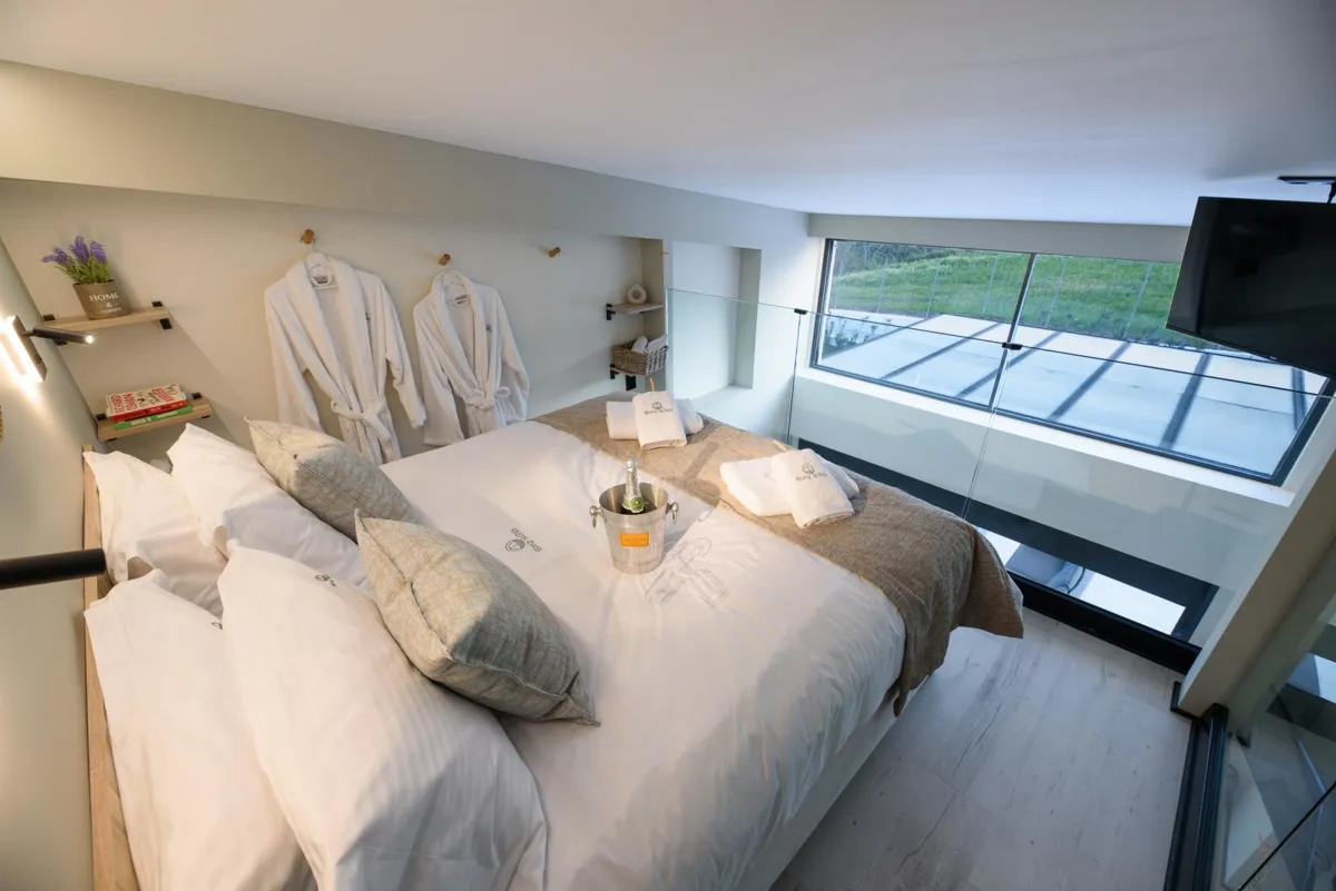 Exclusive Six Villa Complex on One Acre with Private Pools  - Pefkohori, Halkidiki