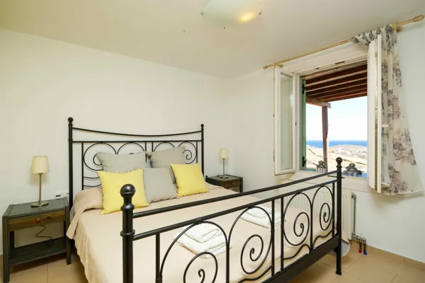Cycladic architecture house, combined with modern amenities in Tinos - Tinos, Tinos, Cyclades Islands