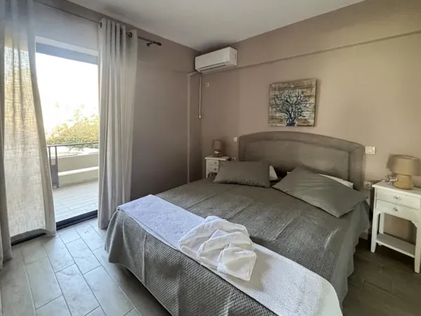 Live by the Sea- Furnished Apartment in Saronida - Saronida, Attica