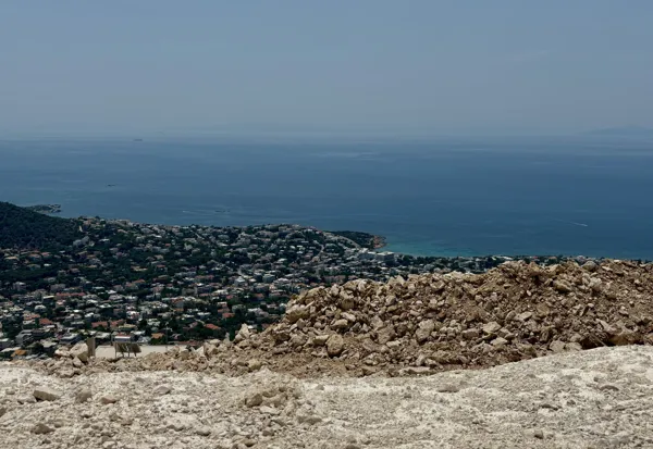 Great located buildable plot with unobstructed view - Saronida