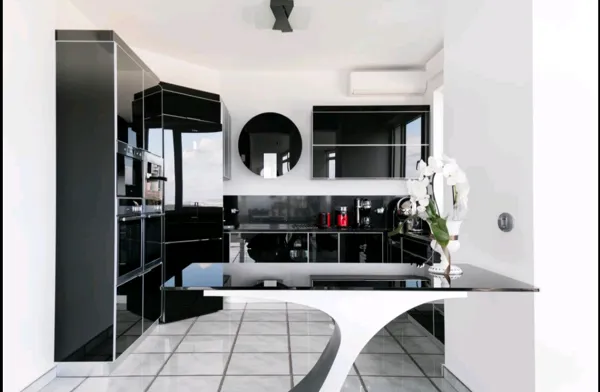 Luxury villa in Athens suburbs - Porto Rafti, Attica