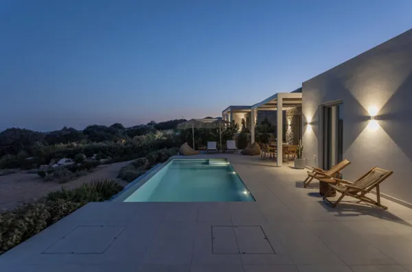 Luxury villa set up to fulfil highest demands in Paros - Aspro Chorio, Paros, Cyclades Islands