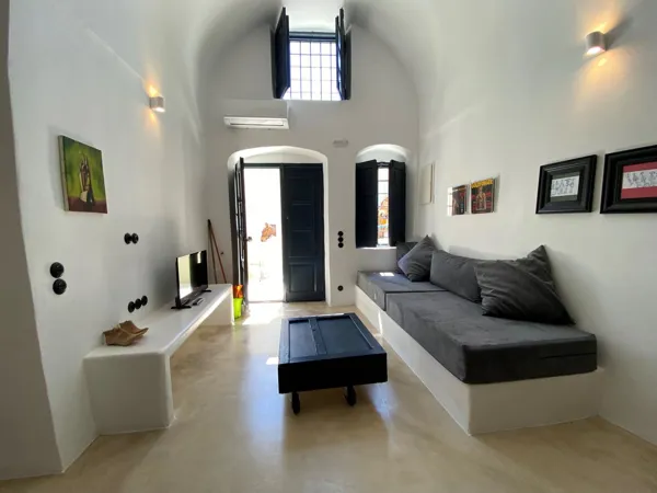 Unique property with uninterrupted sea views  - Cyclades, Santorini, Cyclades Islands