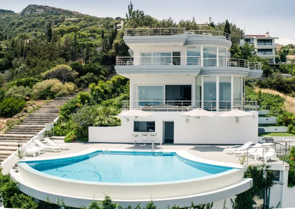 Luxury villa in Athens suburbs - Porto Rafti, Attica