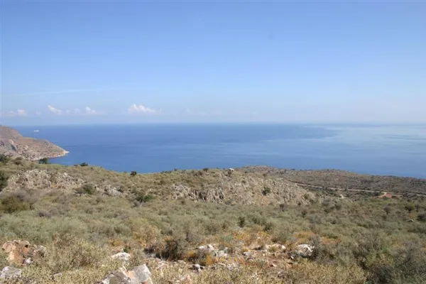Hillside development plot close to the sea - Kefalas, Chania, Crete