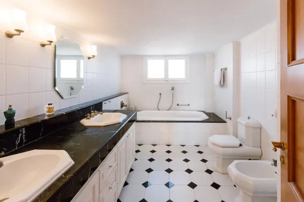 Large house in one of the most beautiful Heraklion neighborhoods - Irakleio, Heraklion, Crete