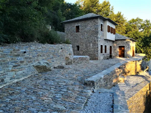 Newly built stone house with beautiful views - Milies , Pelion, Thessaly