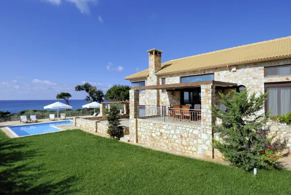Exquisite beachfront property - Gargalianoi, Messinia, Peloponnese