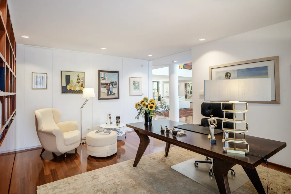 Private Mansion with timeless design - Ekali, Athens, Attica