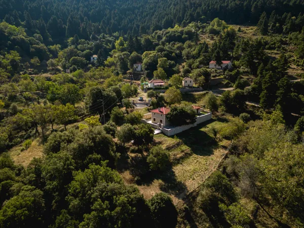 Charming stone mansion, chalet style - Kleitoria, Achaïa, Peloponnese