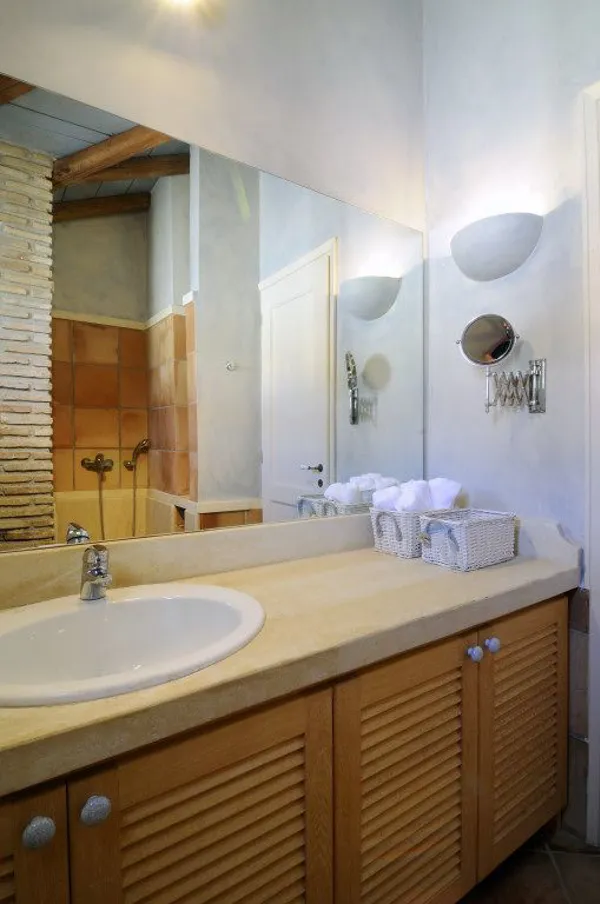 Villa of Unique Beauty with Guest House and Swimming Pool in Aghios Aimilianos - AGIOS AIMILIANOS, Argolis, Peloponnese
