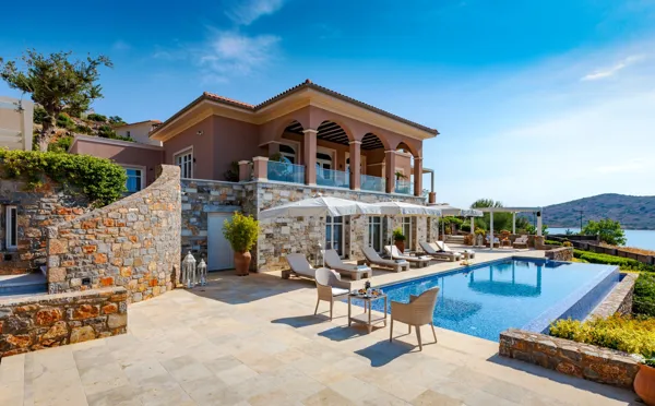 Waterfront villa with pool and garden - Plaka, Lasithi, Crete