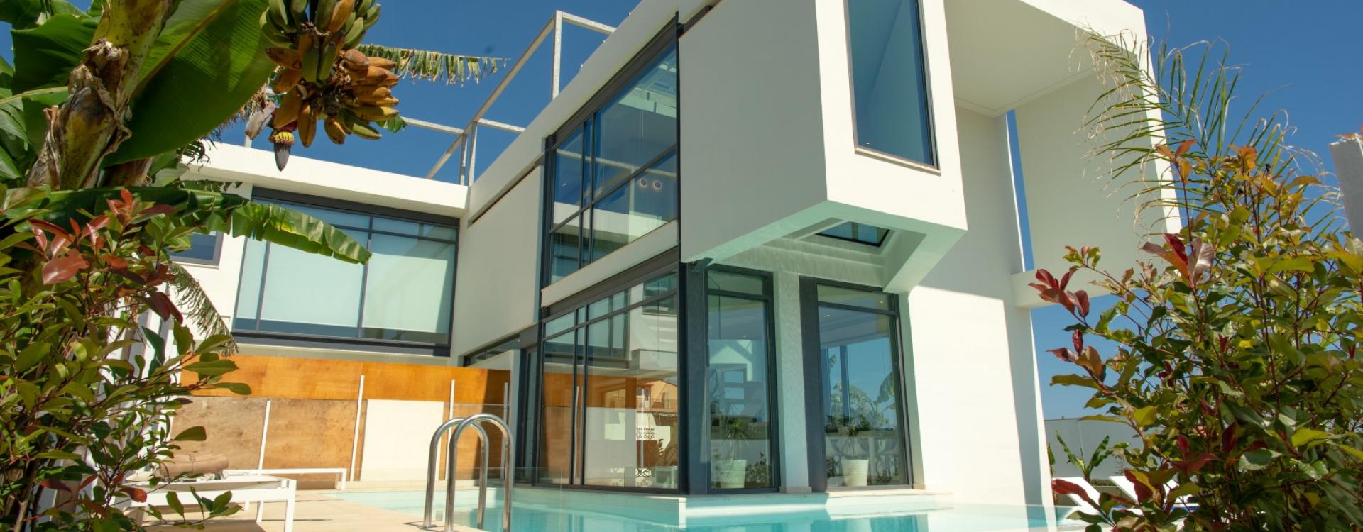 Modern villa with infinity pool