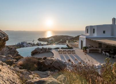 Unique villa providing magnificent sunset views