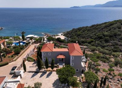 Magnificent villa with breathtaking views over Mirabello Bay