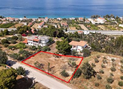 Land plot close to the seashore 