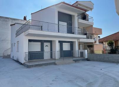 2 Available for sale maisonettes close to the beach