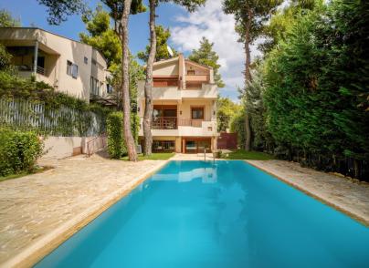Residence surrounded by nature in Dionysos