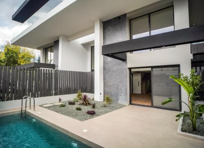 New built apartment of 3 levels