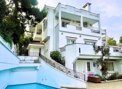 Maisonette nested in a green environment in Dionysos