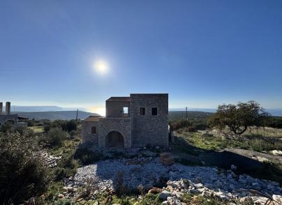 Villa with astonishing view to the sea