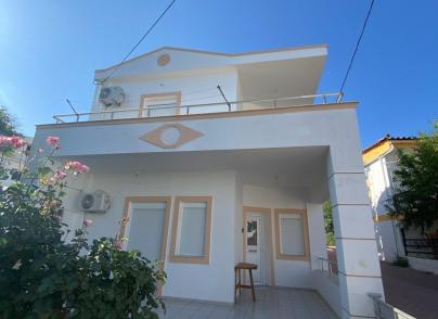 Charming Mountain Maisonette with Sea and Mountain Views