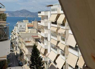 Sea views apartment in Peiraiki  