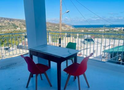 Renovated Maisonette with Sea View